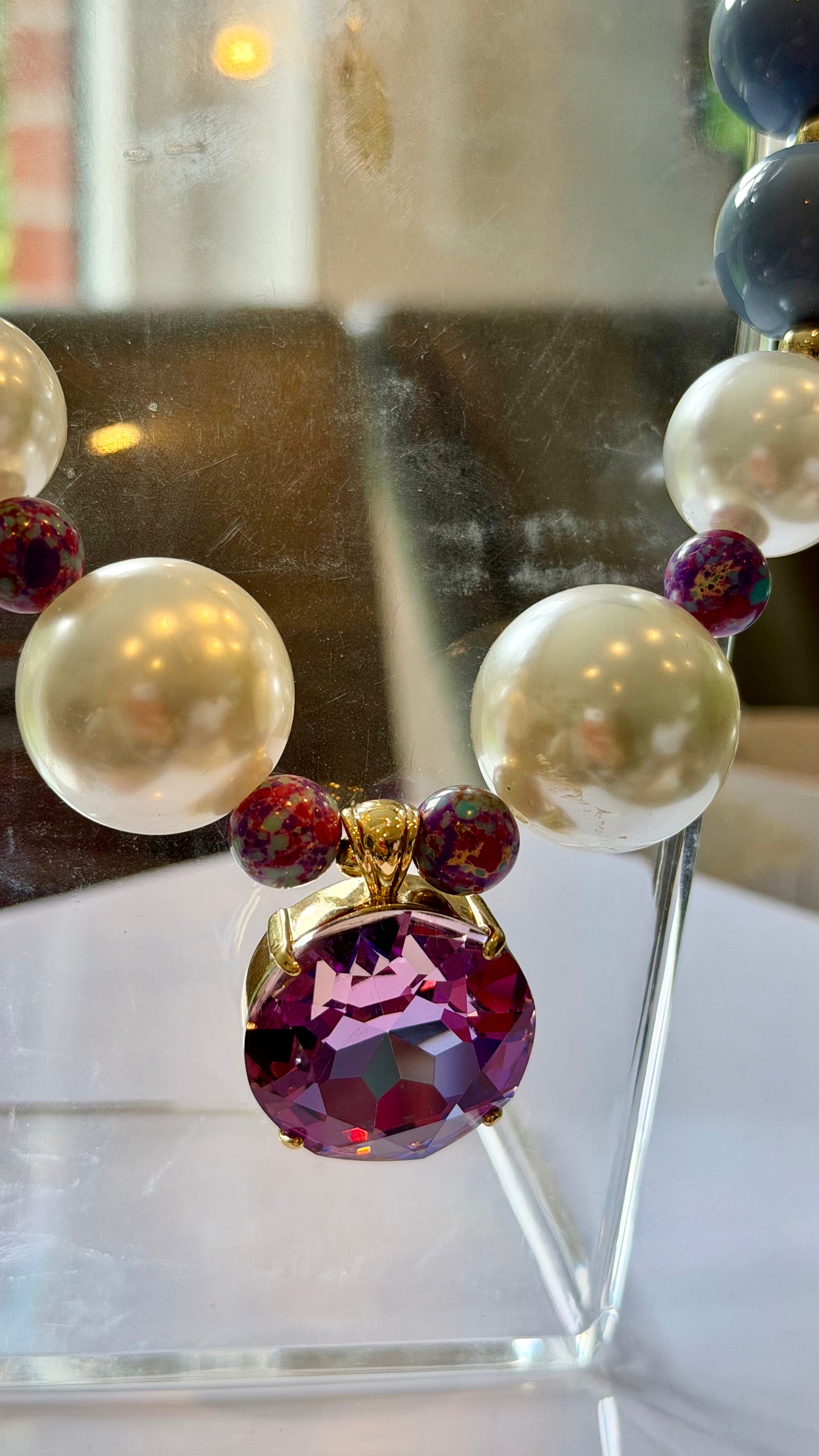 PURPLE AURA Handmade Necklace by Illari