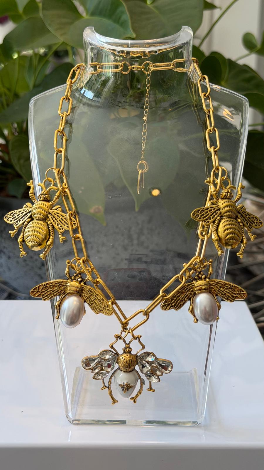 Queen Bee Handmade Necklace by Illari