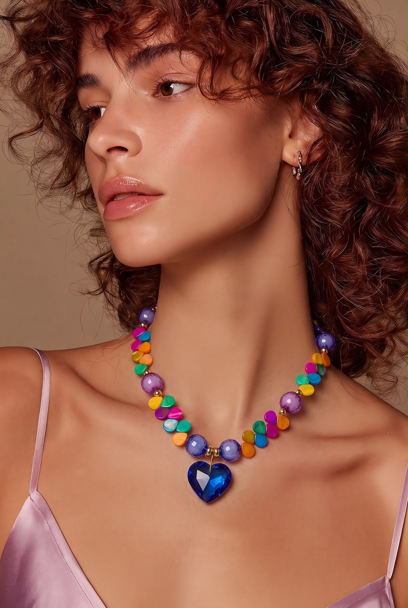 Viva Love – Bunte Statement-Kette mit blauem Kristallherz | Einzelstück
