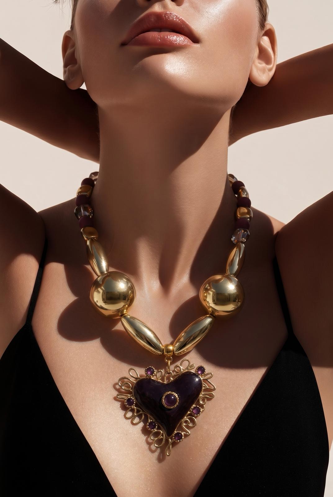 Velvet Heart Handmade Necklace by Illari