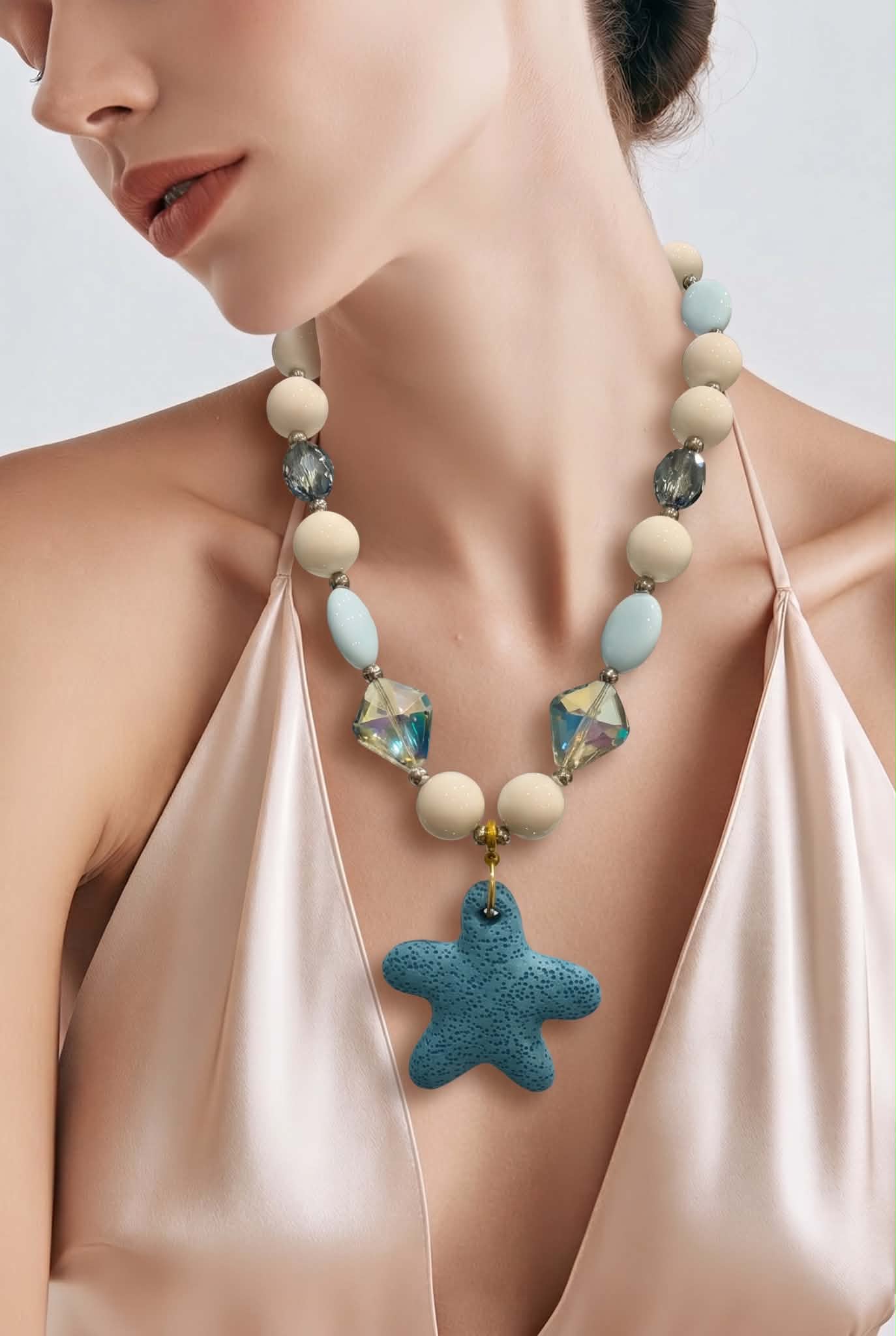 Costa Azul Handmade Necklace by Illari