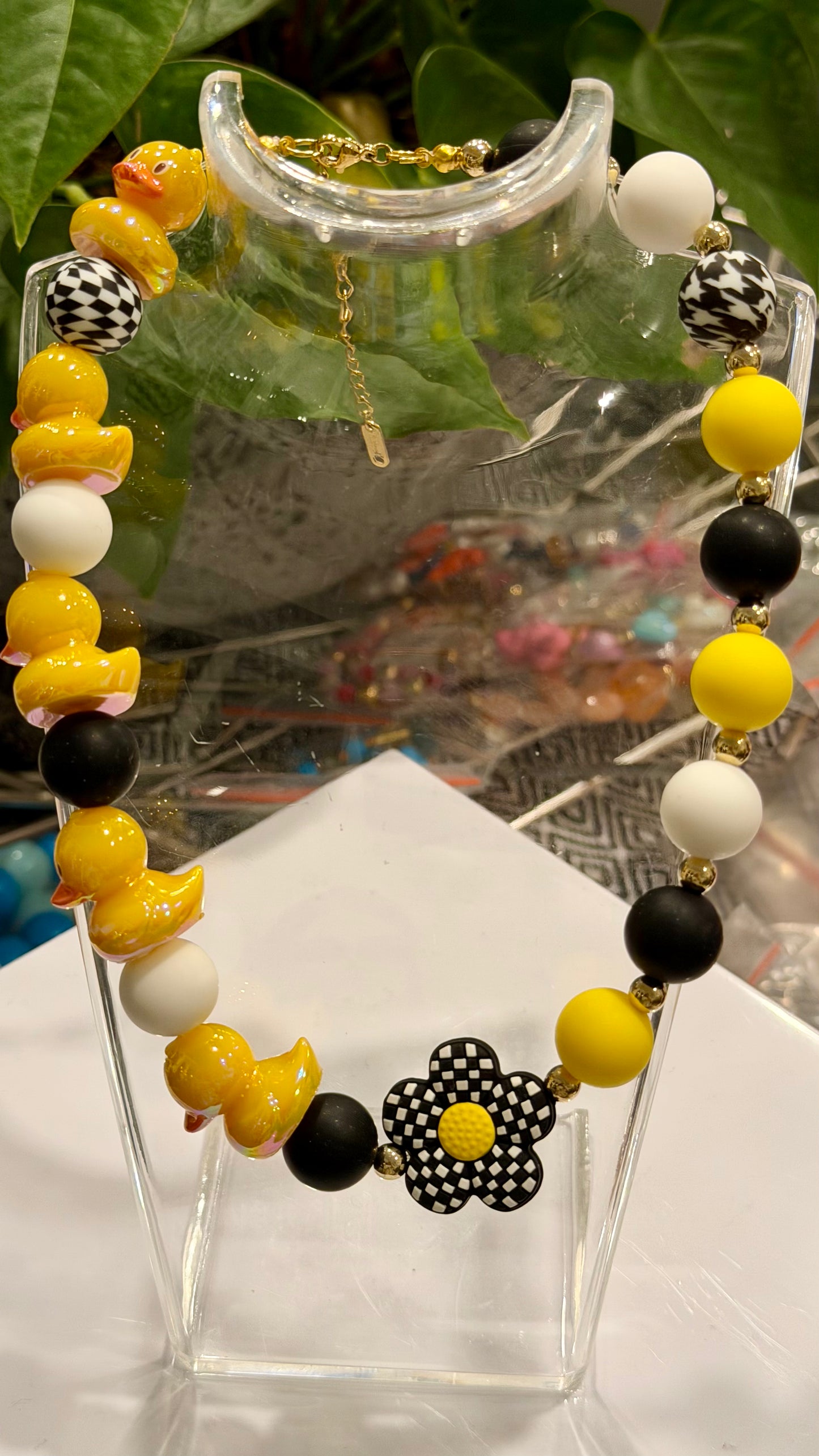 Sunny Bloom Handmade Necklace by Illari
