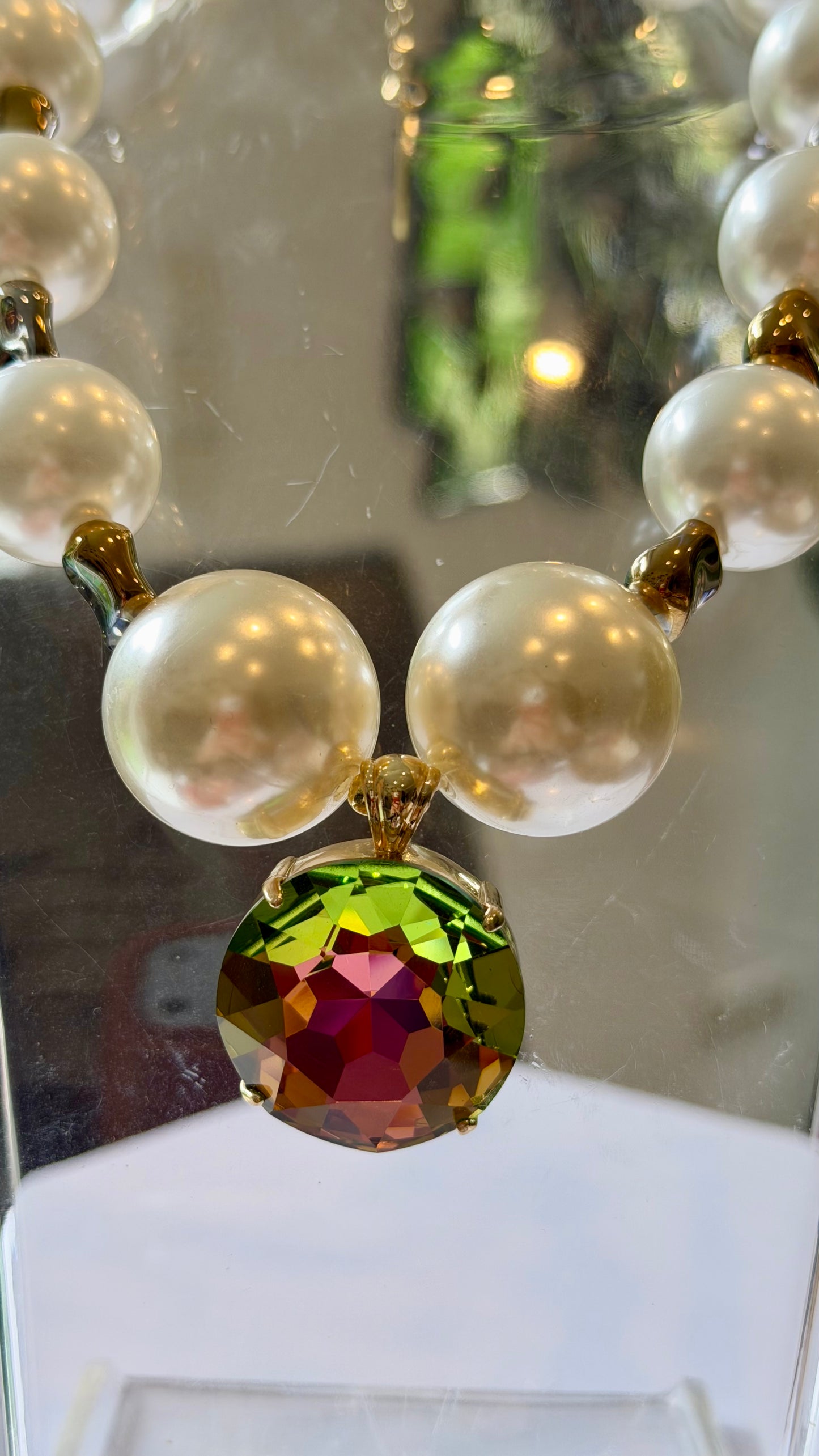 Maison Pearl Maximilized Handmade Necklace by Illari