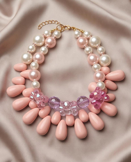 Dollhouse – Zweireihige Statement-Kette mit transparenten Teddybären, rosa Tropfen & Perlen